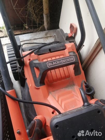 Газонокосилка электрическая