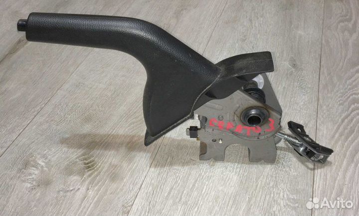 Ручник Kia Cerato 3 YD 2017