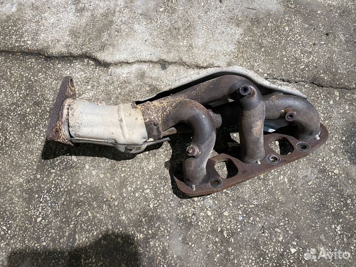 Коллектор выпускной левый Infiniti M37x 14002EY01B