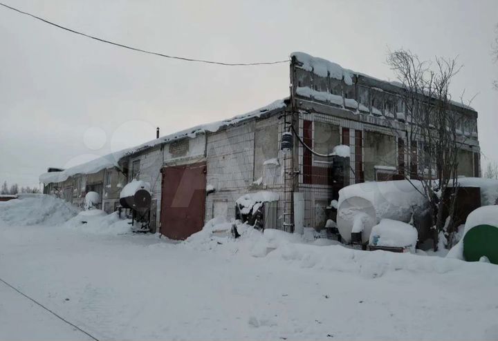 Гараж, > 30 м²