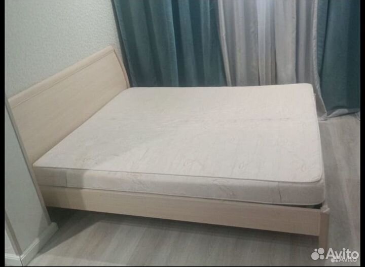 Матрас 180х200 бу
