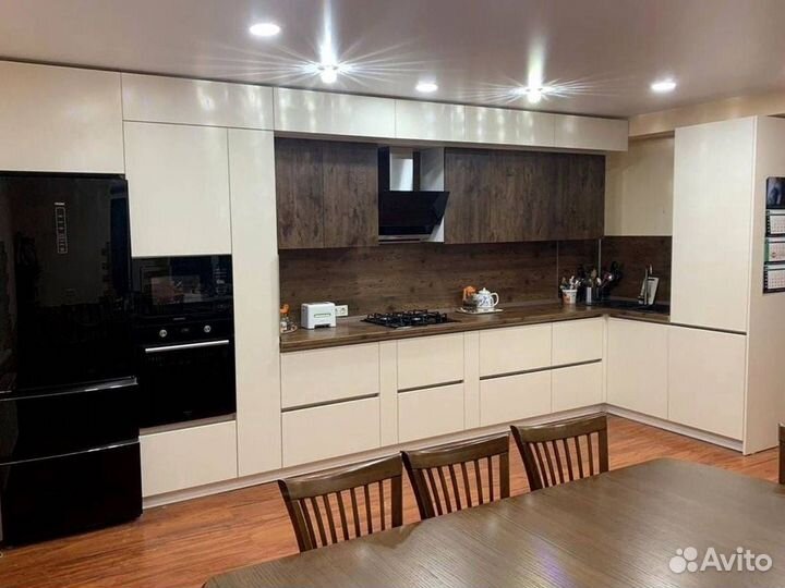 Кухонный гарнитур 