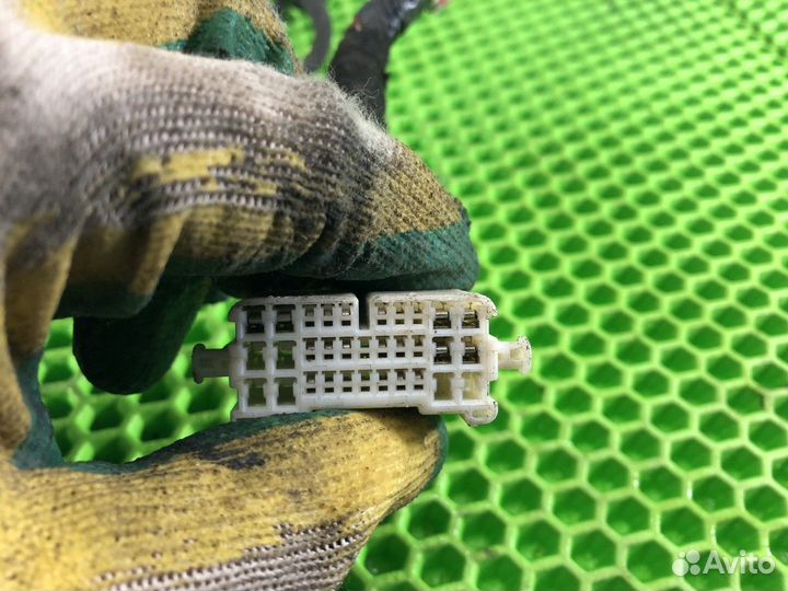 Электропроводка (коса) двери передней левой L