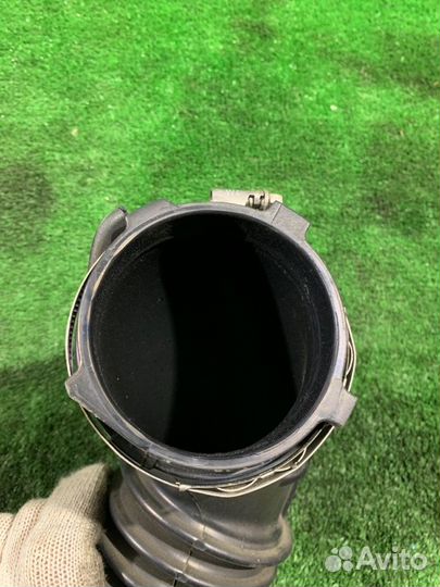 Патрубок воздушного фильтра Audi A4 B8 CDN 2011