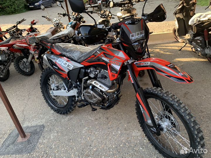 Мотоцикл Regulmoto Sport-003 Красный