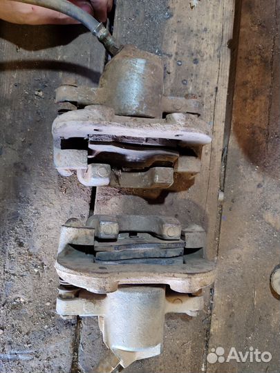 Суппорт передний ока