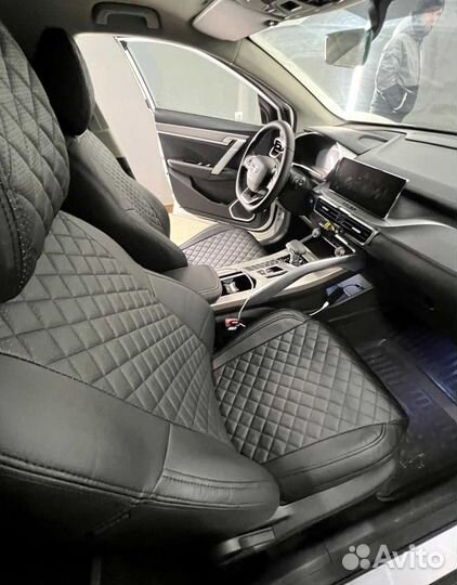 Авточехлы на Geely Coolray