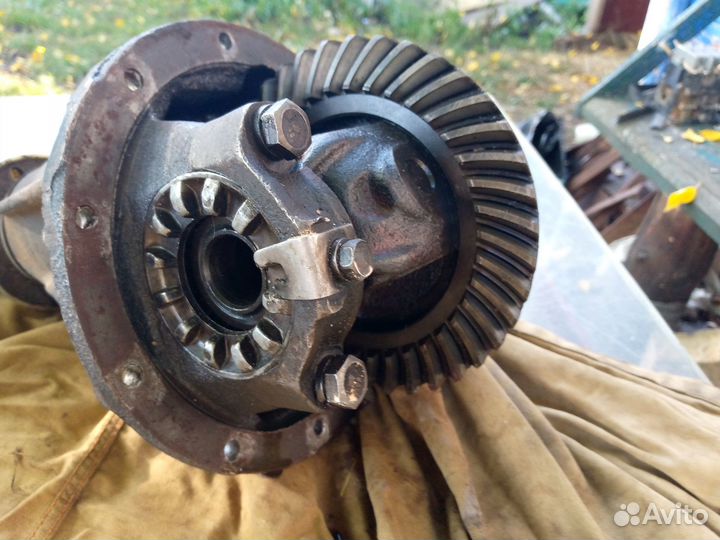 Зачасти подвески Москвич 2140,412