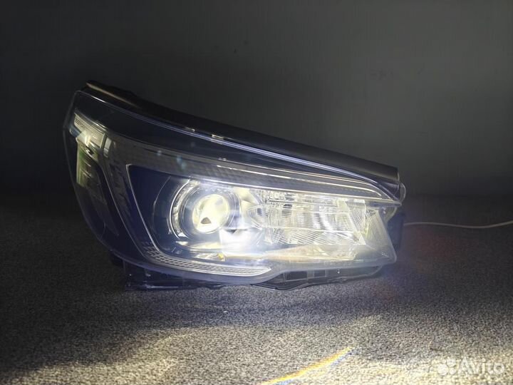 Фара правая subaru forester 5 SK 2018-2021