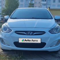 Hyundai Solaris 1.4 AT, 2012, 167 000 км, с пробегом, цена 875 000 руб.