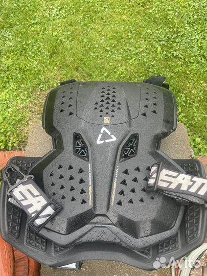Leatt Защита груди, размер: Универсальный