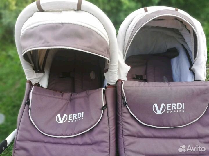 Коляска для двойни