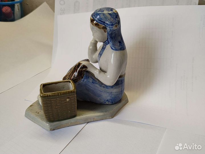 Советская фарфоровая статуэтка