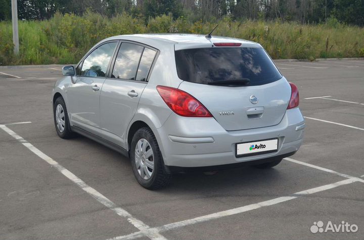 Nissan Tiida 1.6 AT, 2008, 111 000 км