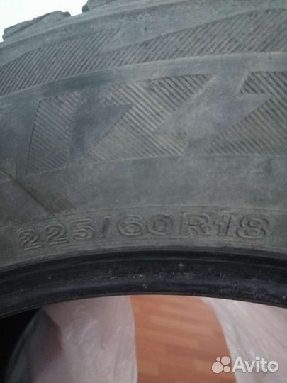 Bridgestone Blizzak DM-V2 225/60 R18