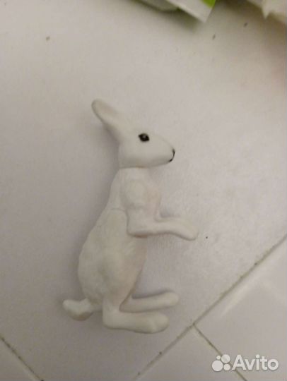 Игрушки из киндер сюрприза