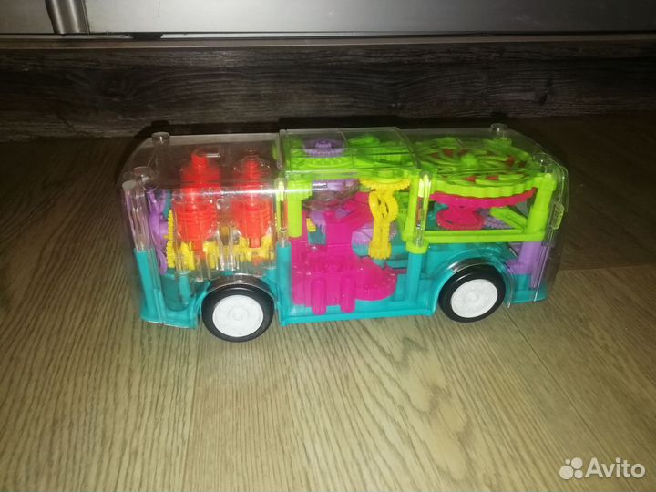 Игрушка автобус