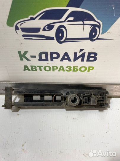 Механизм регулировки ремня безопасности Mercedes