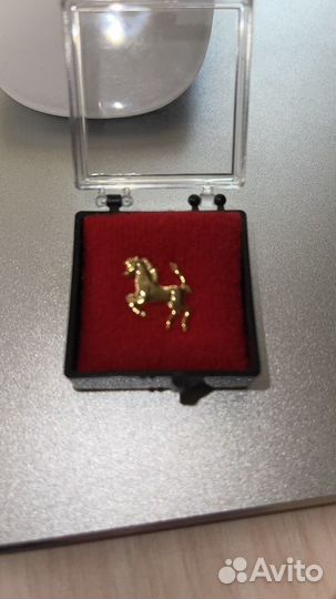 Значок Ferrari (Феррари)