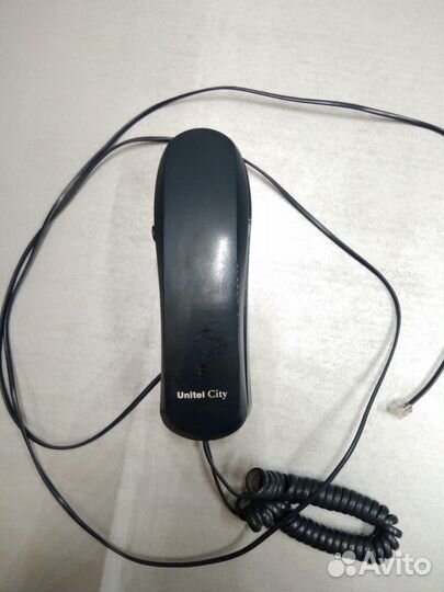 Проводной телефон