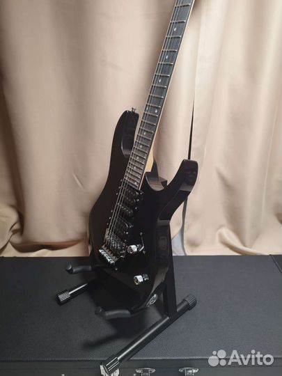 Электрогитара Smiger superstrat с кейсом