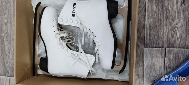 Коньки фигурные