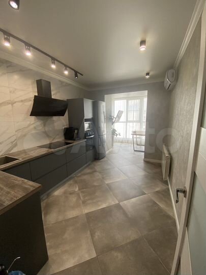 2-к. квартира, 54 м², 9/10 эт.