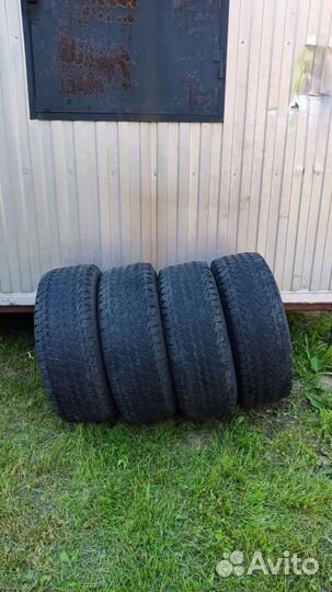 Goodyear Wrangler AT 265/65 R17