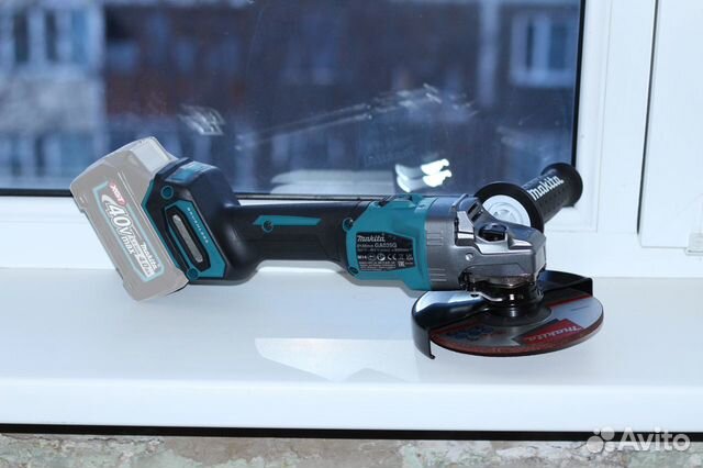 Аккумуляторная ушм Makita GA035GZ (новая)