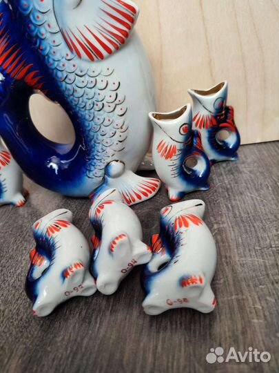 Штоф со стопками. Фарфор