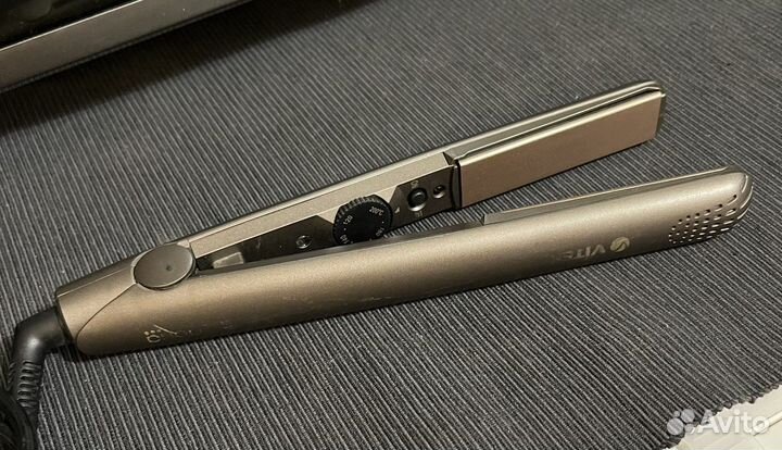 Выпрямитель для волос