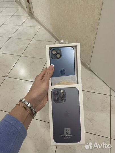 Чехол на iPhone 13 и стекло