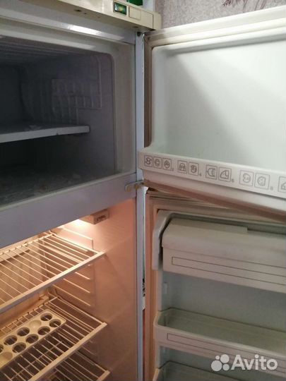 Холодильник бу