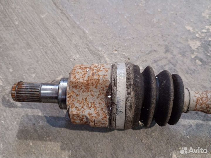 Привод правый KIA Rio 3