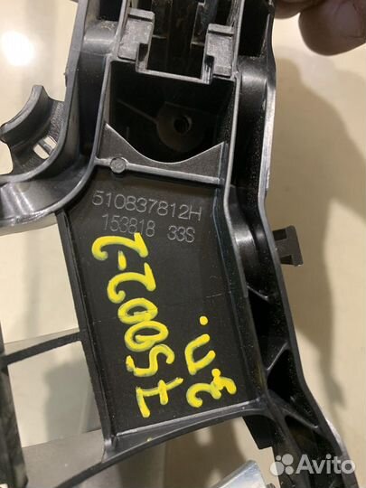 Ручка двери (задняя правая внешняя)