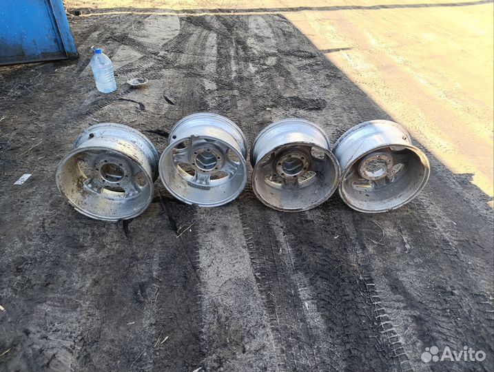 Диски r16 6x139.7 8j et0