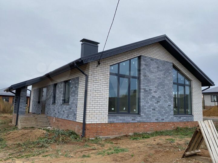 Дом 106 м² на участке 8 сот.