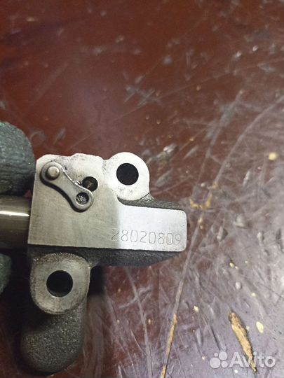 Натяжитель цепи грм Land Rover Range Rover