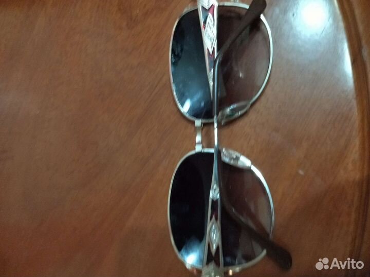 Солнцезащитные очки женские