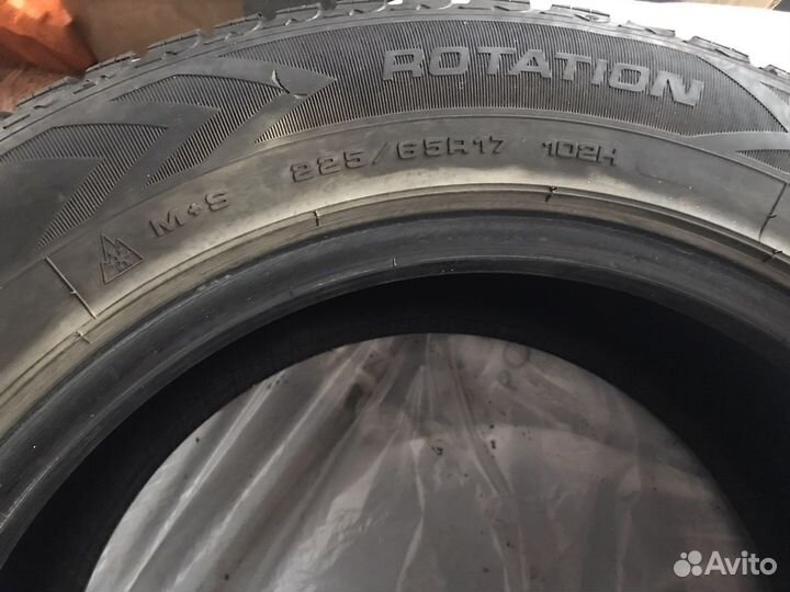 Goodyear UltraGrip+ SUV 225/65 R17 102H