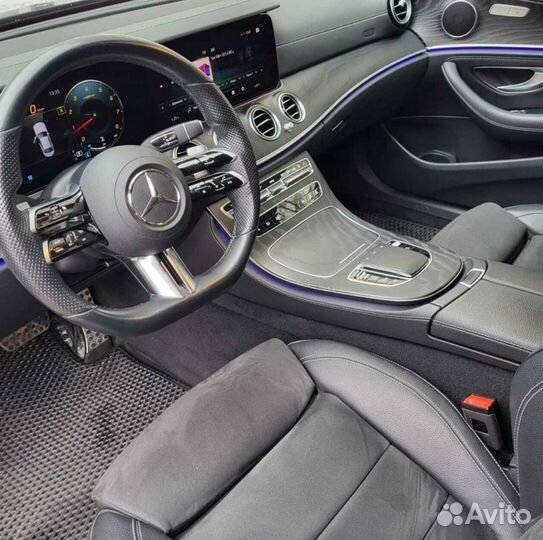 Водитель Mercedes e class рестайлинг