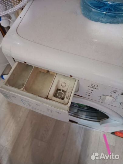 Стиральная машина indezit
