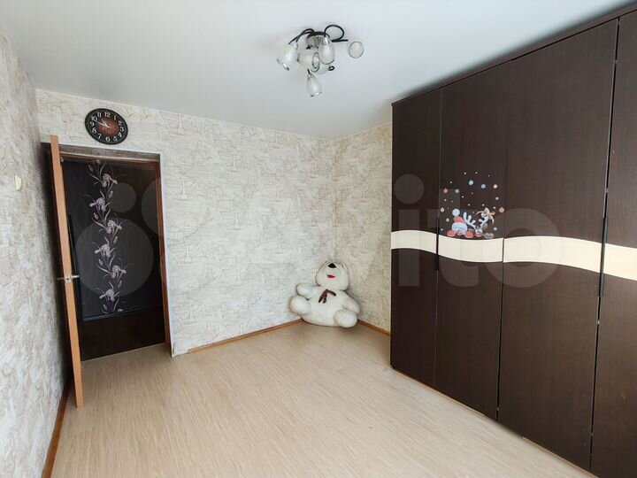 2-к. квартира, 47 м², 5/5 эт.