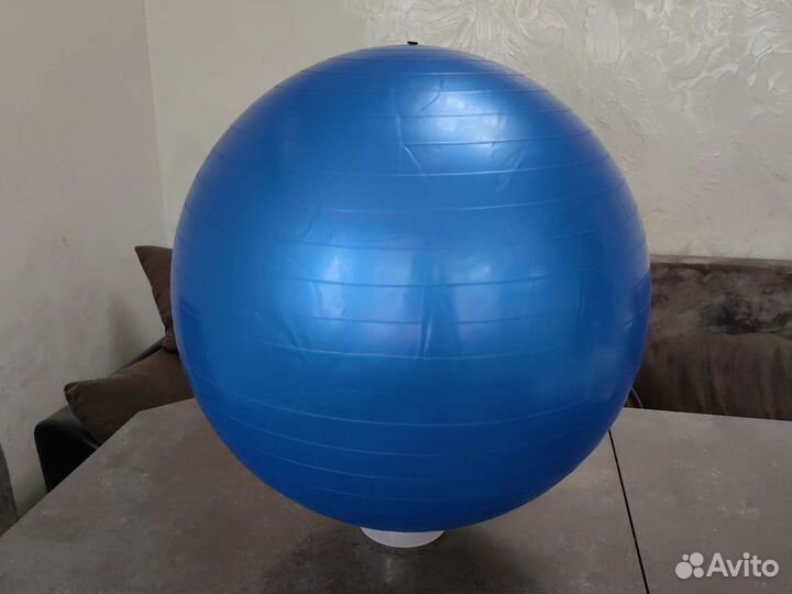 Гимнастический мяч фитбол