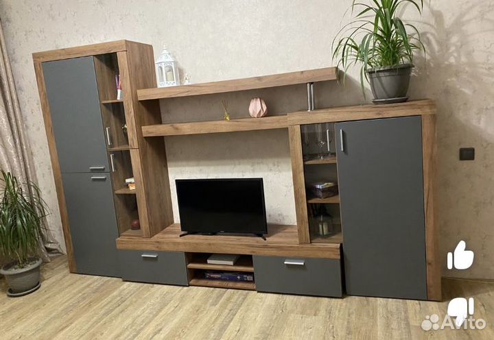 Стенка монтана