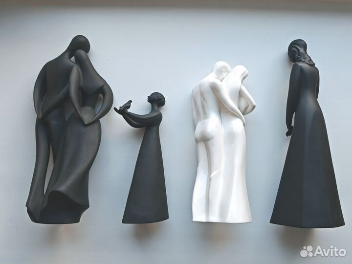 Стильные фарфоровые английские статуэтки