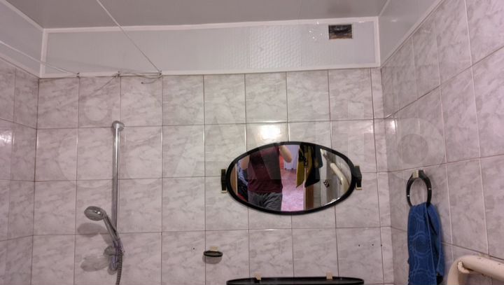 Доля в 6-к. квартире, 190,4 м², 2/2 эт.