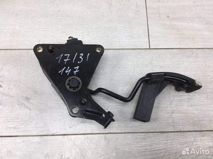 Педаль газа Nissan Qashqai кроссовер R9M 2013