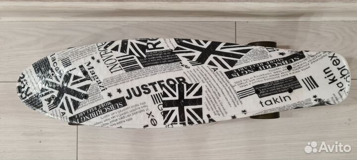 Самокат и скейт