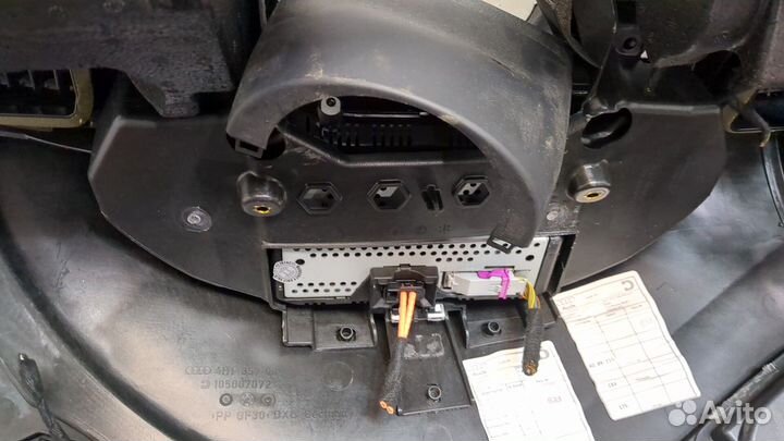 Панель передняя салона Audi A8 (D4), 2011